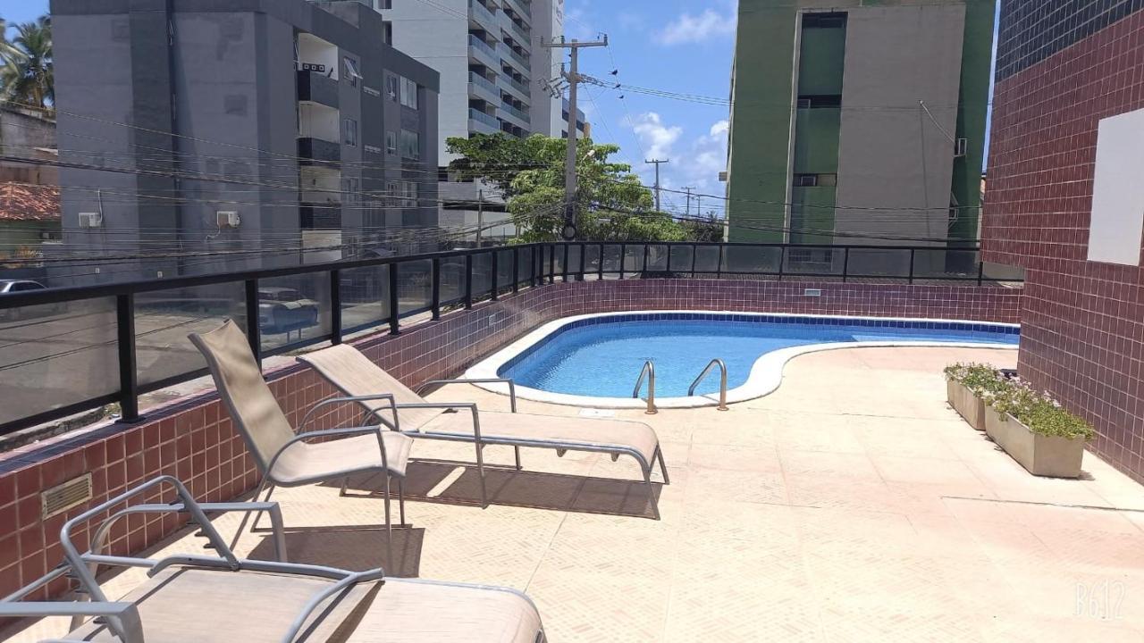 Apartamento A Beira-Mar Com Piscina Apartment Maceio  Bagian luar foto